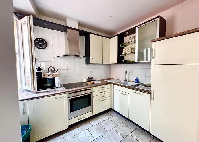 Casamea - Vieille Ville, 2 Min Plage, Clim Daire *